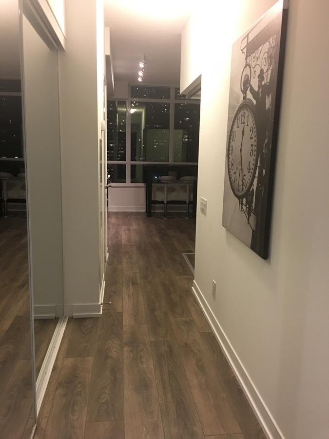 Toronto Metropolitan University-Daphne Cockwell Complex Residence Ngoại thất bức ảnh